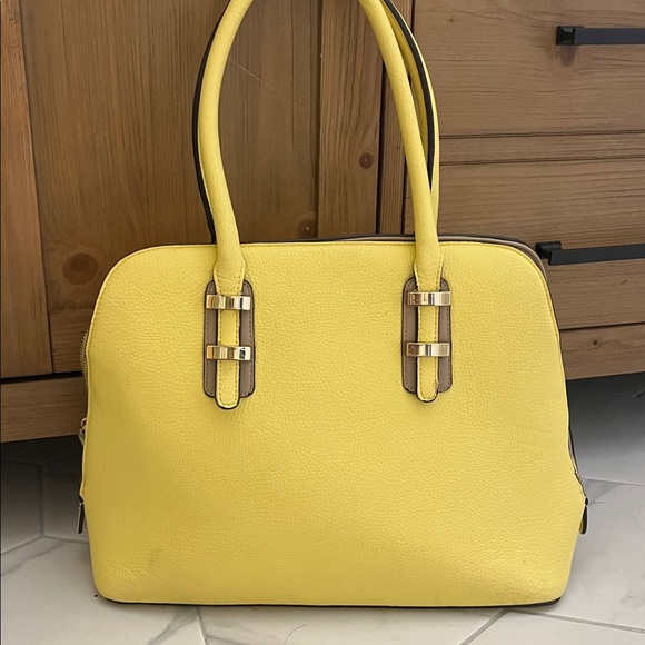 Large Yellow Handbag - Picture 2 of 15
